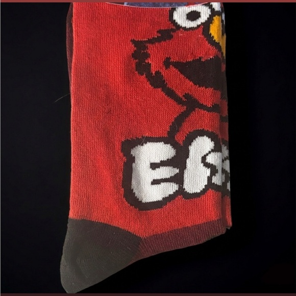 Bioworld Red Sesame Street Socks - Picture 2 of 4